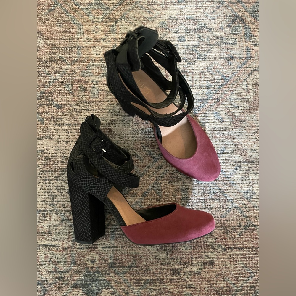 Free People Black and Pink Heels
